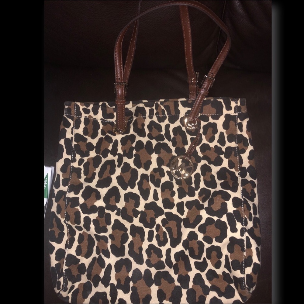 NEW Michael Kors Cheeta Print Purse